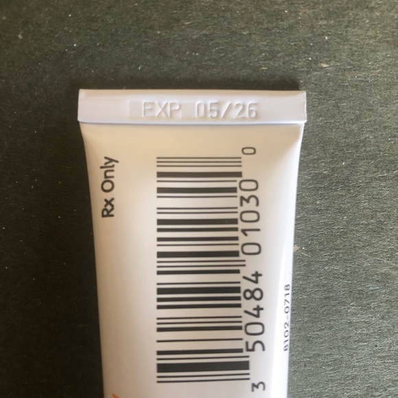 Santyl Collagenase Ointment 30g 250units/g - Picture 4 of 4